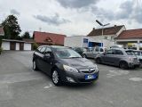 Opel Astra bei Sportwagen.expert - Abbildung (11 / 15)