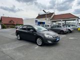 Opel Astra bei Sportwagen.expert - Abbildung (9 / 15)