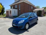 Renault Twingo bei Sportwagen.expert - Abbildung (2 / 15)