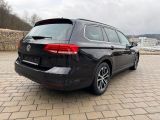 VW Passat bei Sportwagen.expert - Abbildung (4 / 15)