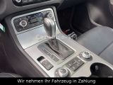 VW Touareg bei Sportwagen.expert - Abbildung (14 / 15)