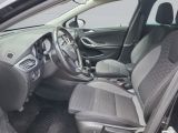 Opel Astra bei Sportwagen.expert - Abbildung (11 / 15)