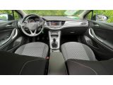 Opel Astra bei Sportwagen.expert - Abbildung (11 / 15)