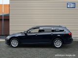 VW Passat bei Sportwagen.expert - Abbildung (2 / 15)