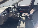 Opel Astra bei Sportwagen.expert - Abbildung (11 / 15)