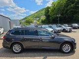 VW Passat bei Sportwagen.expert - Abbildung (4 / 15)