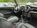 Mini Cooper bei Sportwagen.expert - Abbildung (7 / 15)