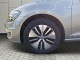 VW e-Golf bei Sportwagen.expert - Abbildung (6 / 14)