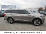 Lincoln Navigator bei Sportwagen.expert - Abbildung (2 / 15)