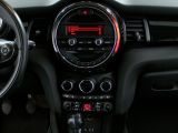 Mini Cooper bei Sportwagen.expert - Abbildung (10 / 15)