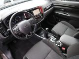 Mitsubishi Outlander bei Sportwagen.expert - Abbildung (8 / 15)