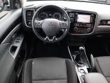 Mitsubishi Outlander bei Sportwagen.expert - Abbildung (10 / 15)