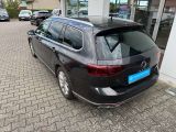 VW Passat bei Sportwagen.expert - Abbildung (5 / 14)