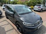 VW Touran bei Sportwagen.expert - Abbildung (4 / 12)