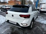VW T-Roc bei Sportwagen.expert - Abbildung (4 / 12)