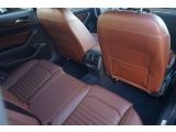 VW Passat bei Sportwagen.expert - Abbildung (14 / 15)