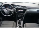 VW Touran bei Sportwagen.expert - Abbildung (13 / 15)