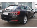 Skoda Superb bei Sportwagen.expert - Abbildung (4 / 15)