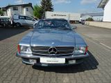 Mercedes-Benz 560 bei Sportwagen.expert - Abbildung (2 / 15)