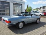 Mercedes-Benz 560 bei Sportwagen.expert - Abbildung (8 / 15)