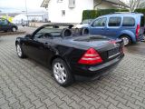 Mercedes-Benz SLK-Klasse bei Sportwagen.expert - Abbildung (6 / 15)