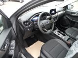 Ford Kuga bei Sportwagen.expert - Abbildung (8 / 15)