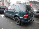 Mercedes-Benz M-Klasse bei Sportwagen.expert - Abbildung (8 / 15)