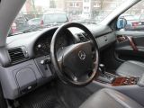 Mercedes-Benz M-Klasse bei Sportwagen.expert - Abbildung (11 / 15)