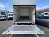 Ford Transit bei Sportwagen.expert - Abbildung (12 / 14)