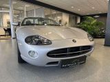 Jaguar XK8 bei Sportwagen.expert - Abbildung (6 / 15) Jaguar XK8 bei Sportwagen.expert - Abbildung (6 / 15)