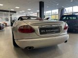 Jaguar XK8 bei Sportwagen.expert - Abbildung (12 / 15) Jaguar XK8 bei Sportwagen.expert - Abbildung (12 / 15)