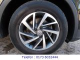 VW Tiguan bei Sportwagen.expert - Abbildung (8 / 15)
