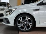 Renault Megane bei Sportwagen.expert - Abbildung (11 / 15)