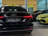 Audi A4 bei Sportwagen.expert - Abbildung (13 / 15)
