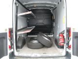 Ford Transit bei Sportwagen.expert - Abbildung (14 / 15)