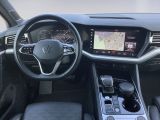 VW Touareg bei Sportwagen.expert - Abbildung (13 / 15)