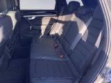 VW Touareg bei Sportwagen.expert - Abbildung (13 / 15)