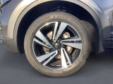 VW Touareg bei Sportwagen.expert - Abbildung (14 / 15)