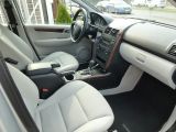 Mercedes-Benz A-Klasse bei Sportwagen.expert - Abbildung (8 / 10)