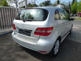 Mercedes-Benz B-Klasse bei Sportwagen.expert - Abbildung (5 / 10)