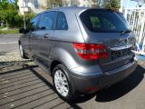 Mercedes-Benz B-Klasse bei Sportwagen.expert - Abbildung (5 / 10)