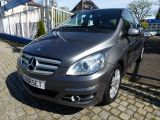 Mercedes-Benz B-Klasse bei Sportwagen.expert - Abbildung (4 / 10)