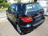 Mercedes-Benz B-Klasse bei Sportwagen.expert - Abbildung (4 / 10)