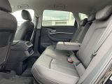 Audi e-tron bei Sportwagen.expert - Abbildung (14 / 15)
