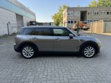 Mini One bei Sportwagen.expert - Abbildung (4 / 15)