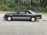 Mercedes-Benz 230 bei Sportwagen.expert - Abbildung (7 / 15)