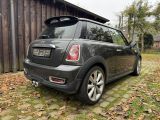 Mini Cooper bei Sportwagen.expert - Abbildung (5 / 15)