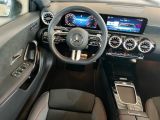 Mercedes-Benz A-Klasse bei Sportwagen.expert - Abbildung (8 / 15)