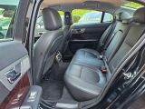 Jaguar XF bei Sportwagen.expert - Abbildung (8 / 15)