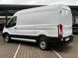 Ford Transit bei Sportwagen.expert - Abbildung (8 / 15)